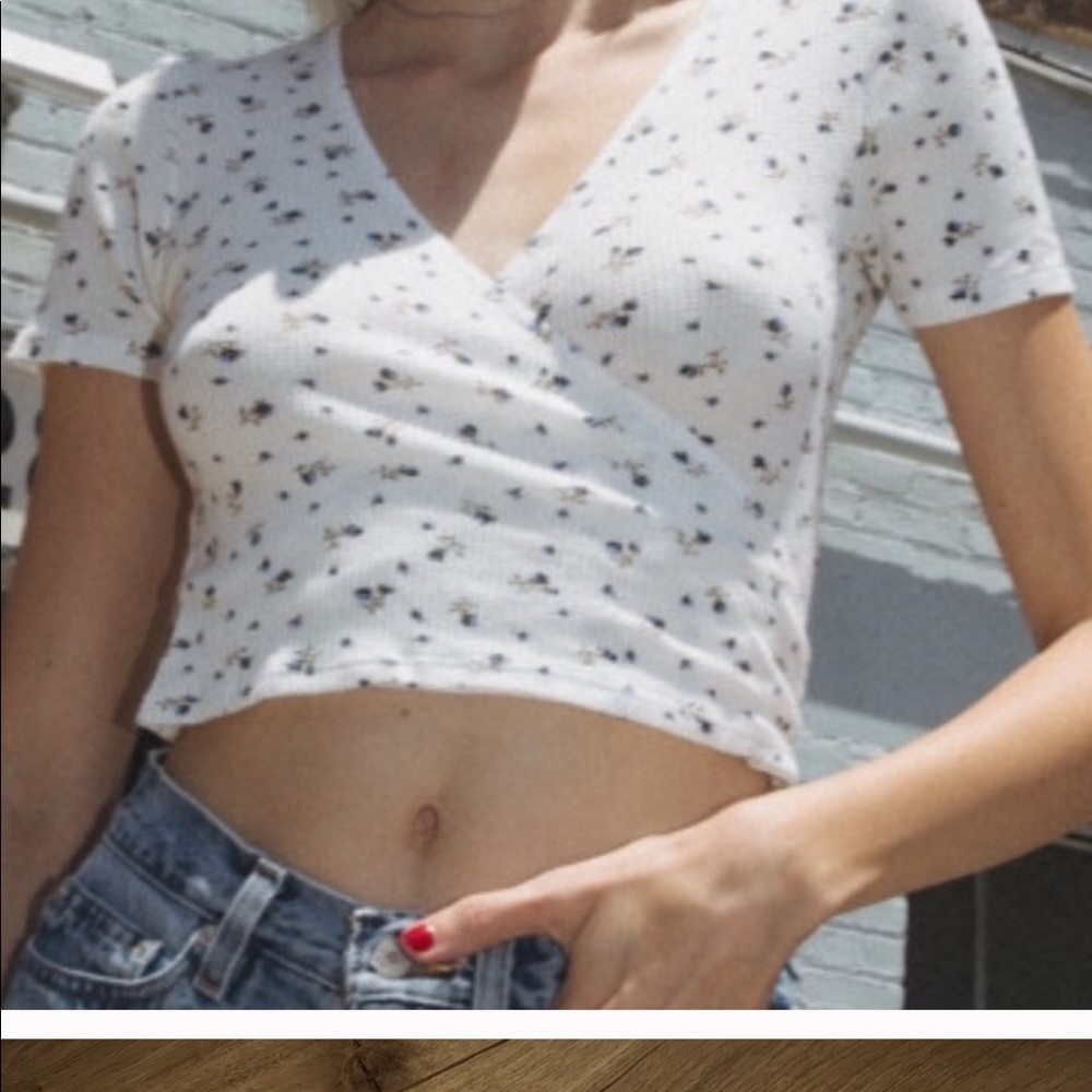 Brandy Melville wrap top